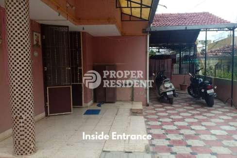 4 BHK Bungalow For Sale in Vadoadara Inside Entrance